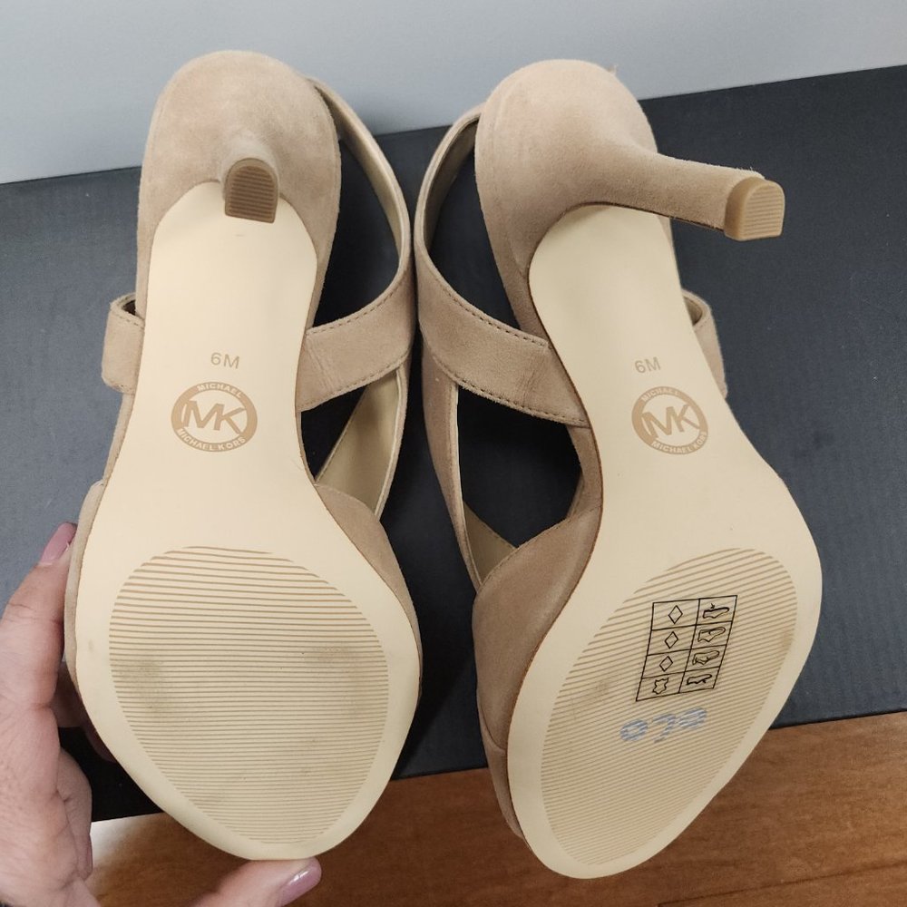 Michael Kors Shooes - Picture 6 of 6